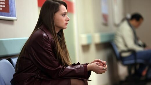 Turkish series Hudutsuz Sevda episode 54 english subtitles