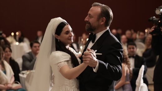 Kral Kaybederse episode 4 online English subtitles