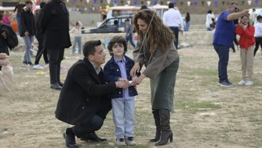 Uzak Şehir episode 22 english subtitles