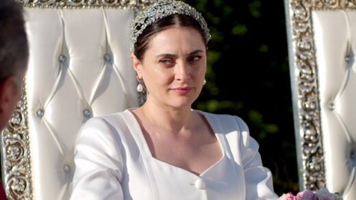 Kral Kaybederse episode 14 online English subtitles