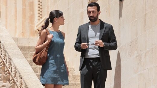 Uzak Şehir episode 27 english subtitles