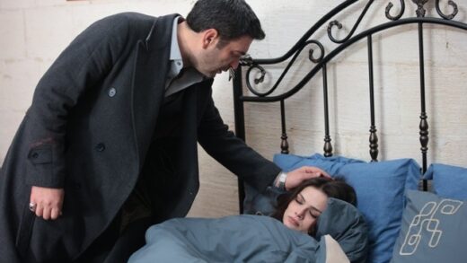 Uzak Şehir episode 52 english subtitles