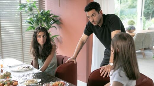Güller ve Günahlar episode 33 online with English subtitles